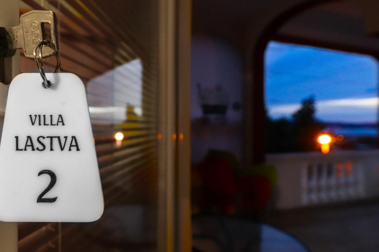 Villa Lastva Apartments Tivat Oda fotoğraf
