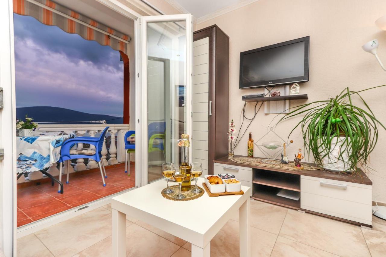 Villa Lastva Apartments Tivat Dış mekan fotoğraf