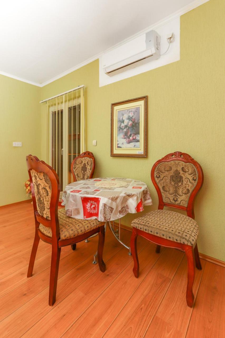 Villa Lastva Apartments Tivat Dış mekan fotoğraf