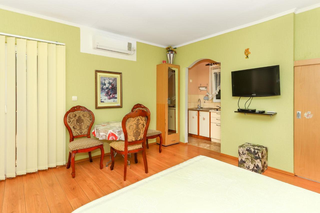 Villa Lastva Apartments Tivat Dış mekan fotoğraf